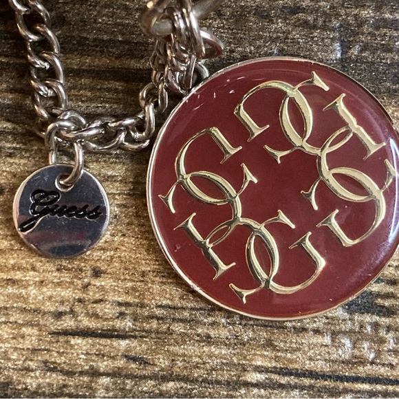 Guess crossbody/shoulder/ handbag maroon red - Picture 13 of 15